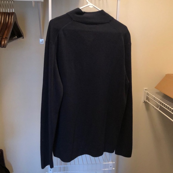 Men’s pullover - Picture 3 of 3